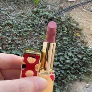 2025 HOLIDAY Estee Lauder Limited Edition Lipstick Rosy Ribbon Full Size